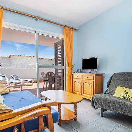 Appartement Near The With Huge Terrace, Parking And Wifi