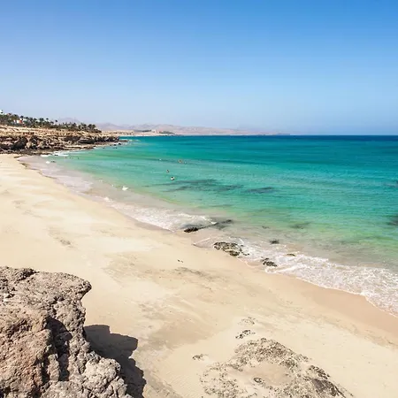 Appartement Near The With Huge Terrace, Parking And Wifi *